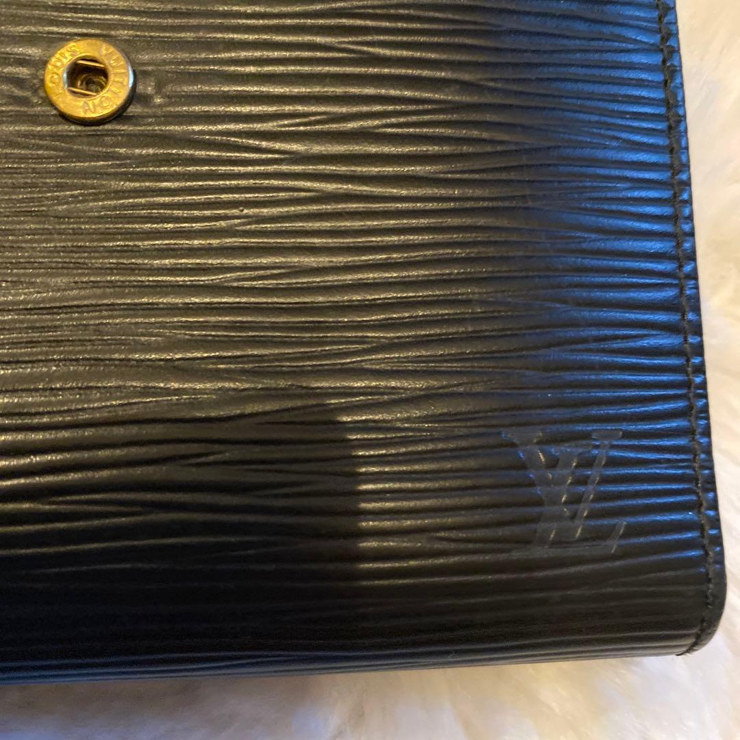 ルイヴィトン エピ ポルトモネ ビエ ヴィエノワ 二つ折り財布 がま口 ブラック