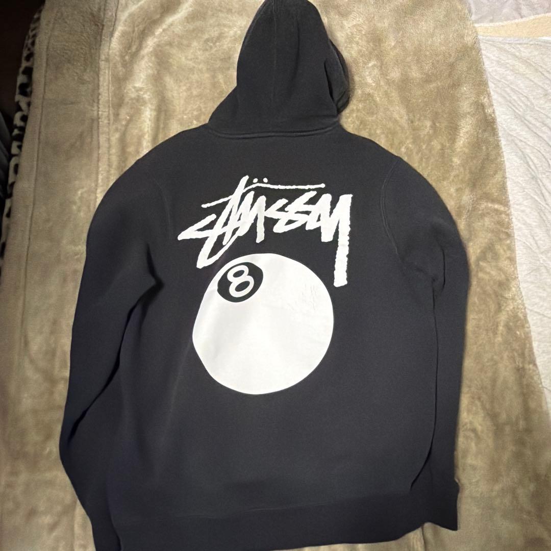 Stussy 8ボールパーカー