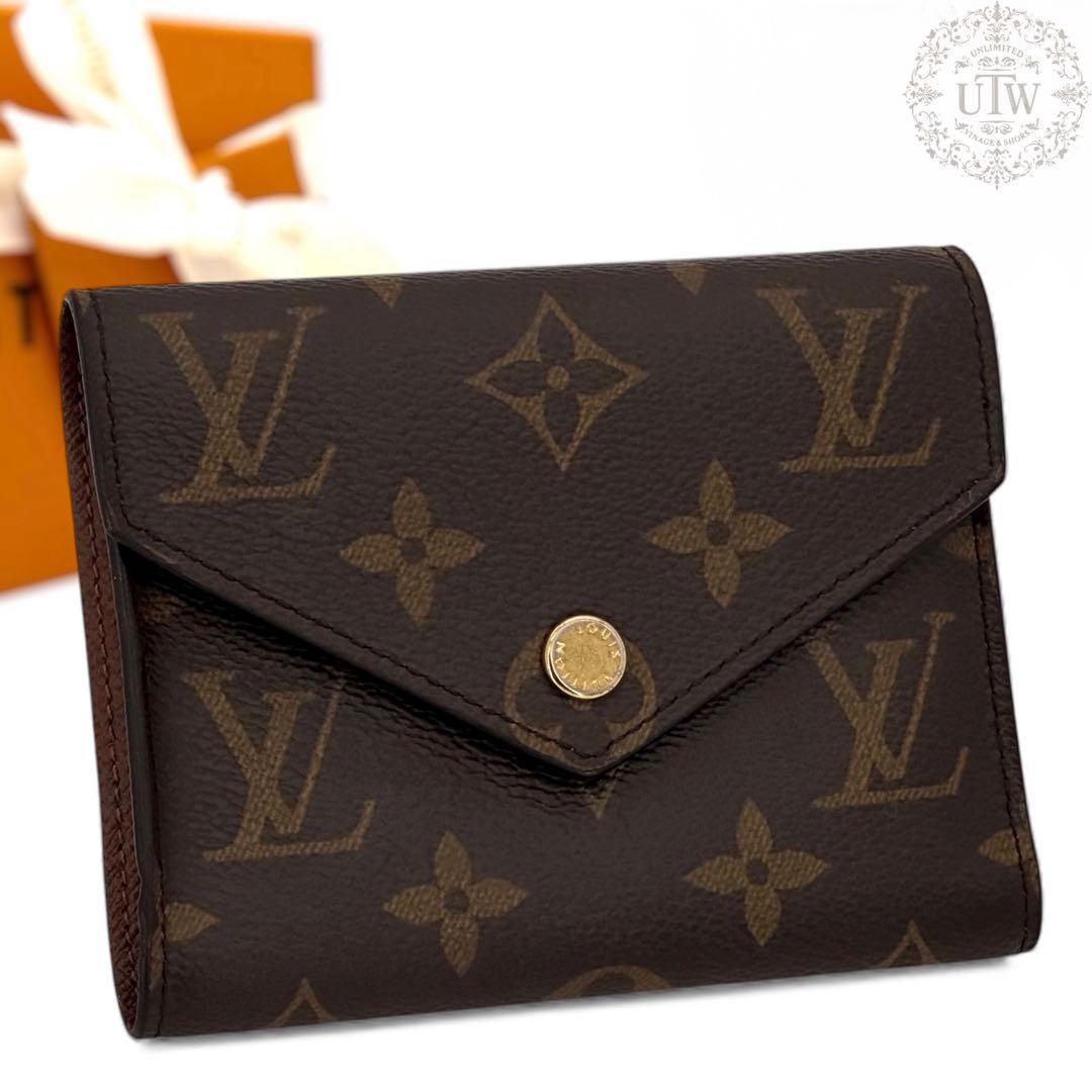 未使用級 新型 ルイヴィトン モノグラム ヴィクトリーヌ 三つ折り財布 茶色