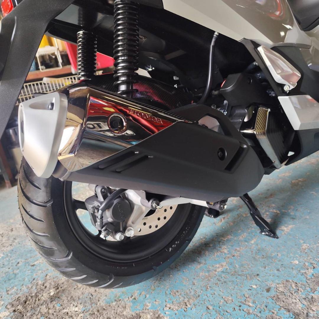 かーくん2025年 PCX(JK05/KF47)ahmカスタムパーツ２点