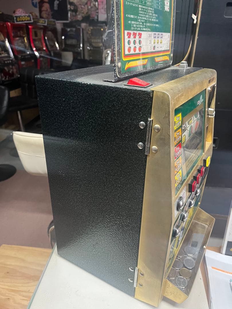 ミニスロットマシン