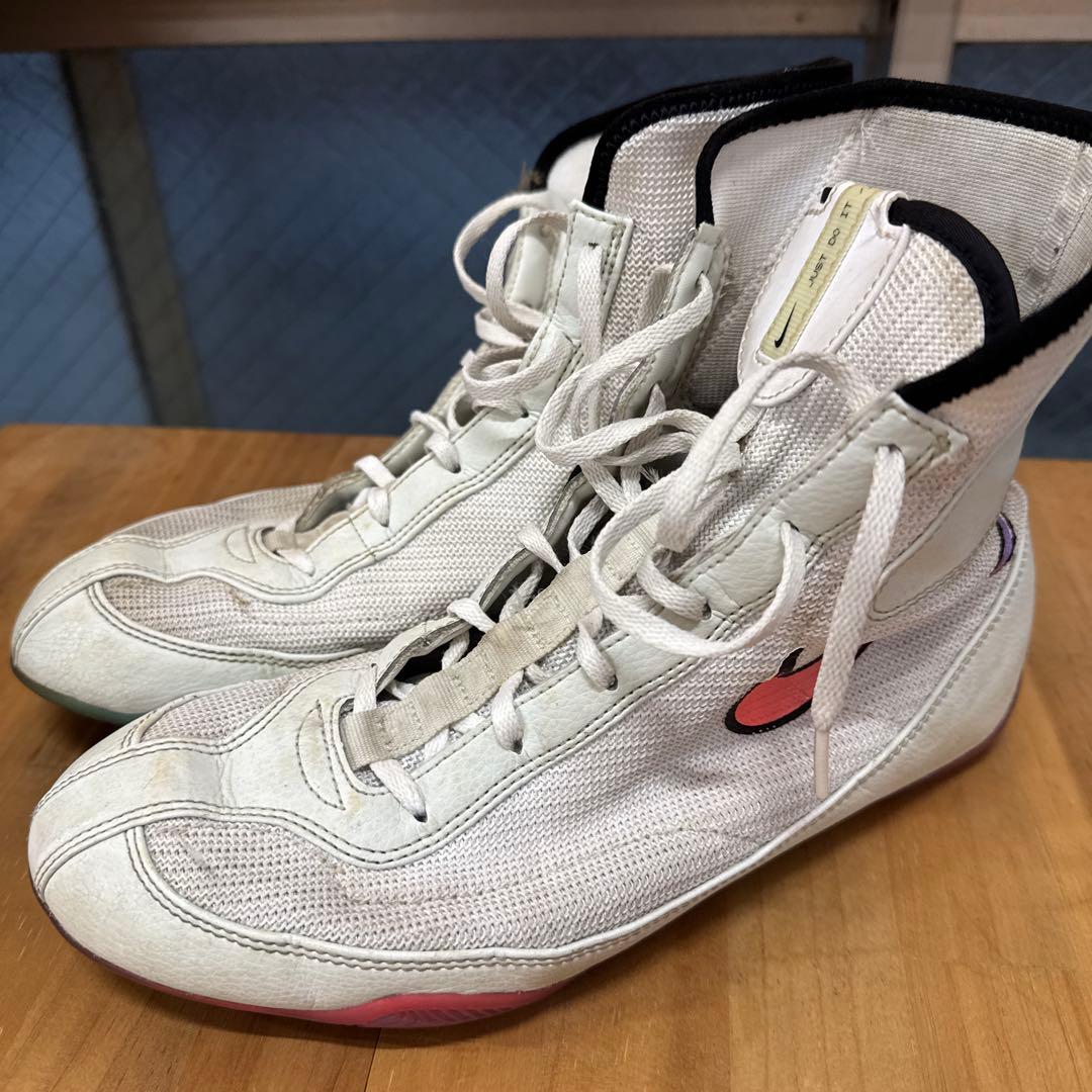 Nike ボクシングシューズ ハイカット ホワイト/ピンク