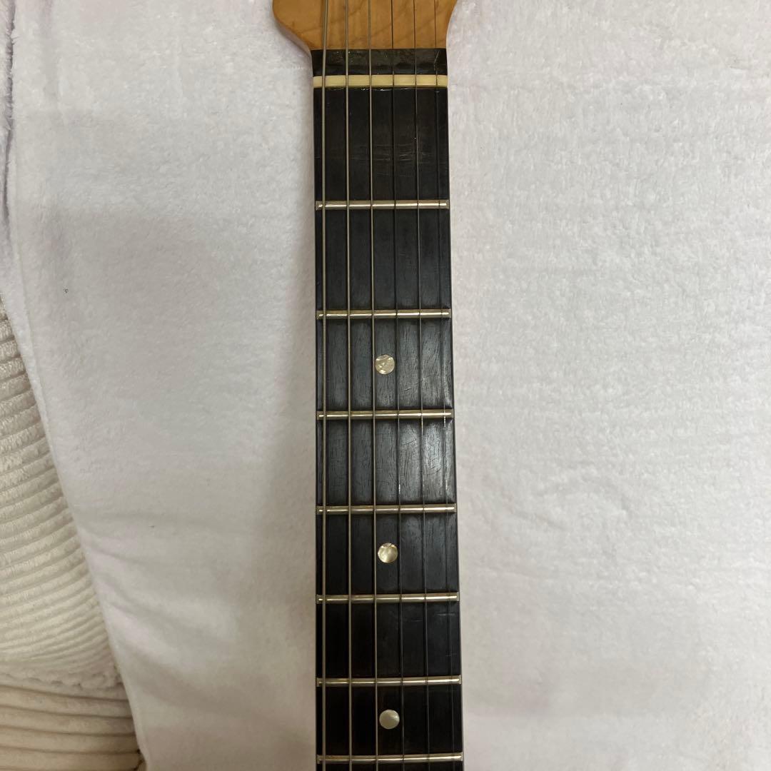 【エレキギター ストラトタイプ】