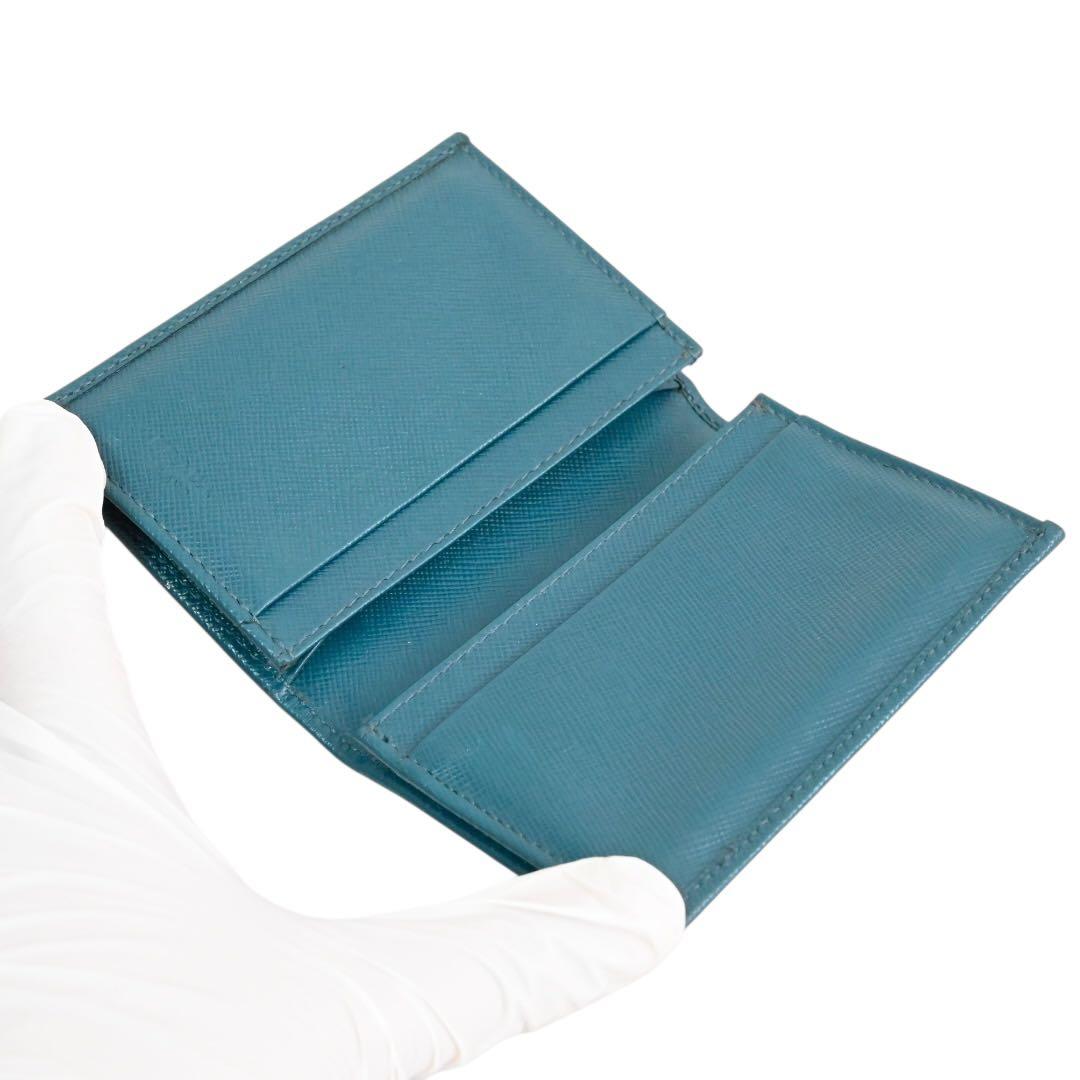 【美品】プラダ　レザー　折財布　カード　小銭　　ブルー　青　ウォレット