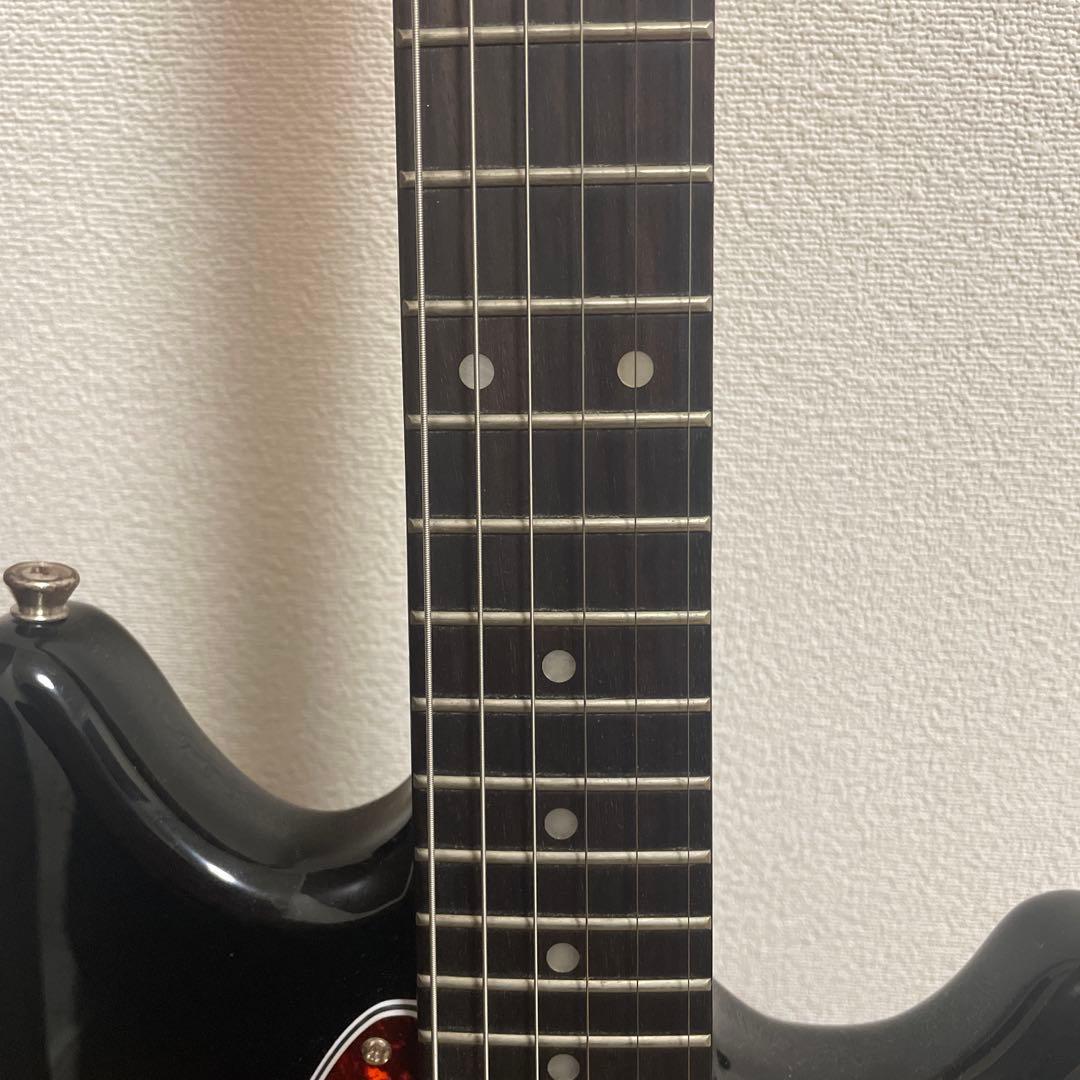 Bucchus バッカス　エレキギター　ムスタング