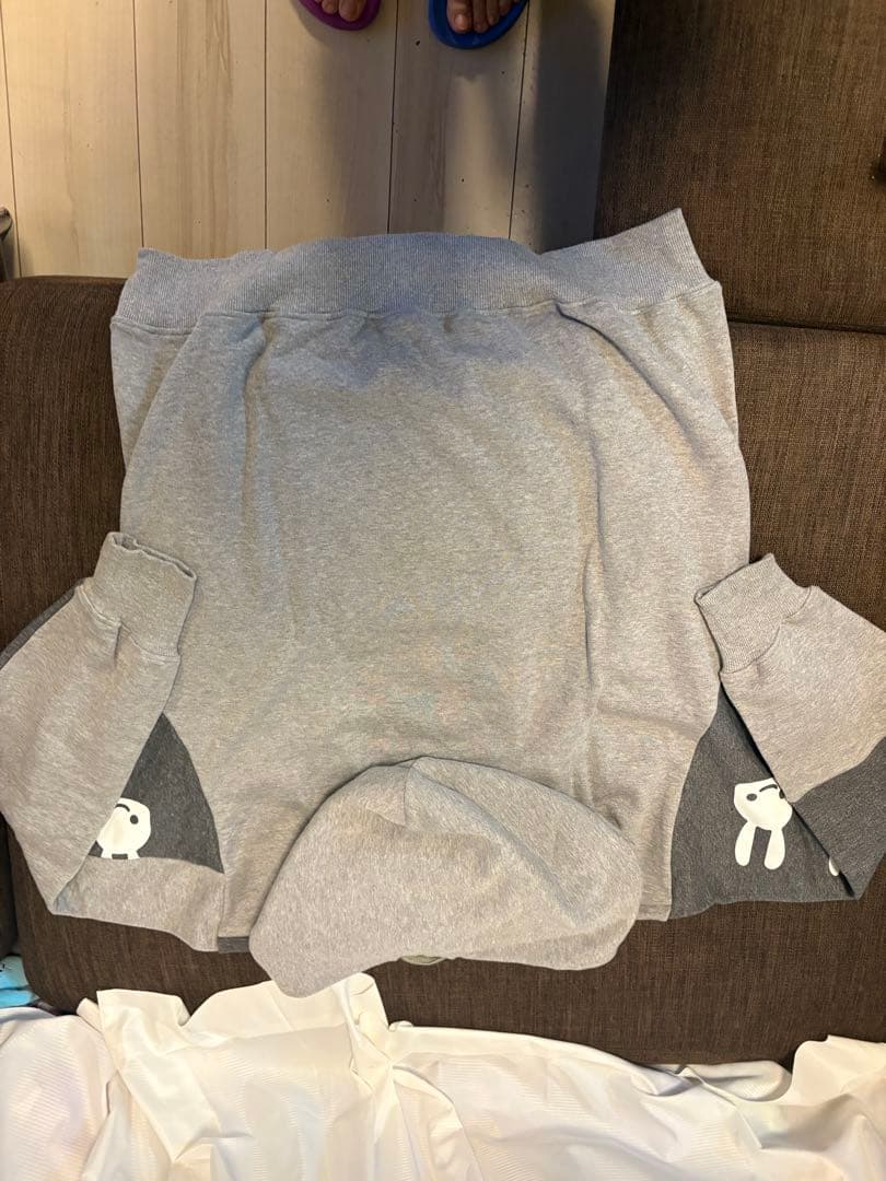 CUNEばらばらパーカー