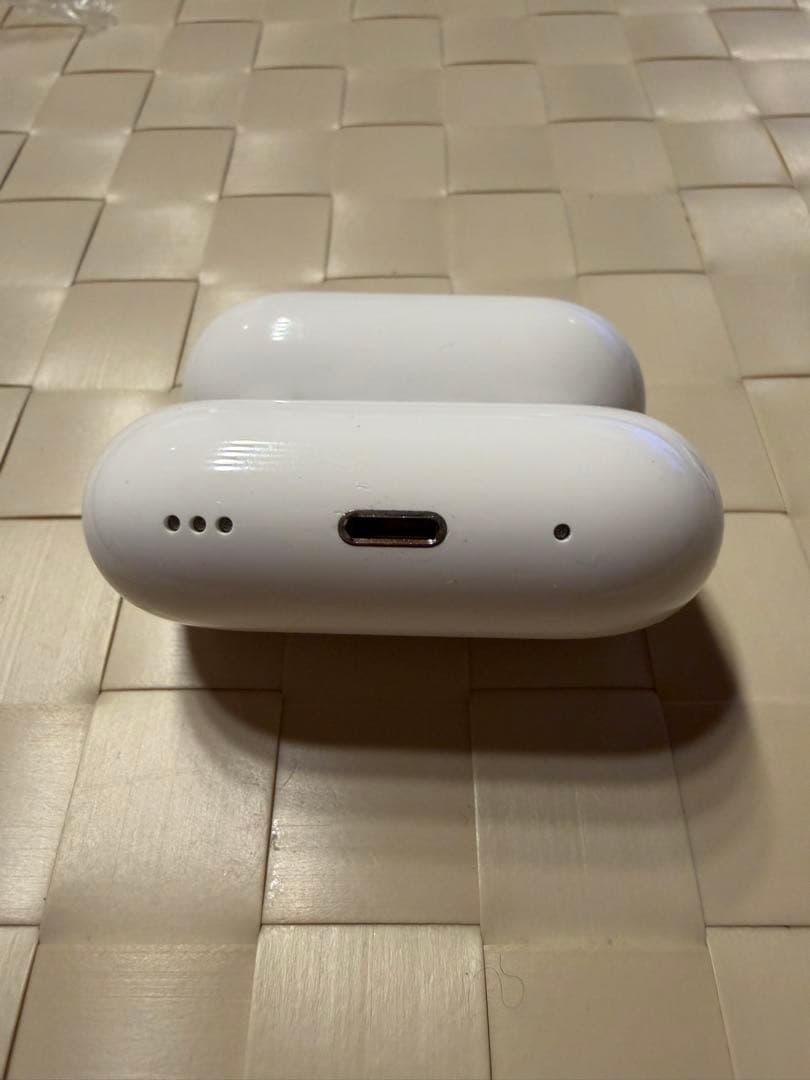 AirPods pro 第2世代 Apple Lightning 完動品 箱あり
