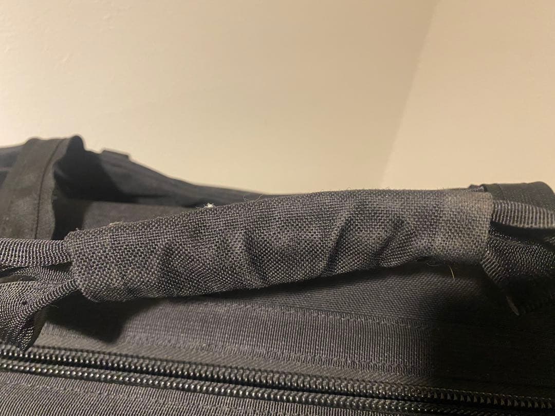 BACH ダッフルバッグ 黒　40リットル