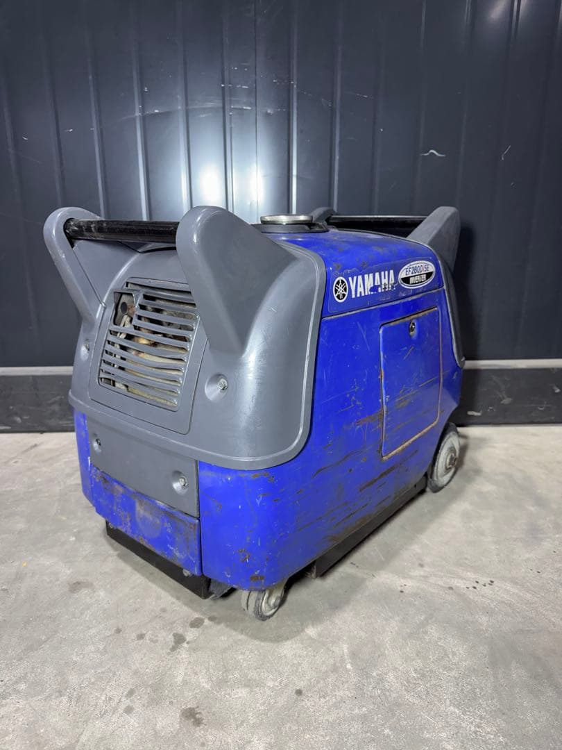 YAMAHA インバーター発電機 EF2800iSE ガソリン　発電機 建設機械
