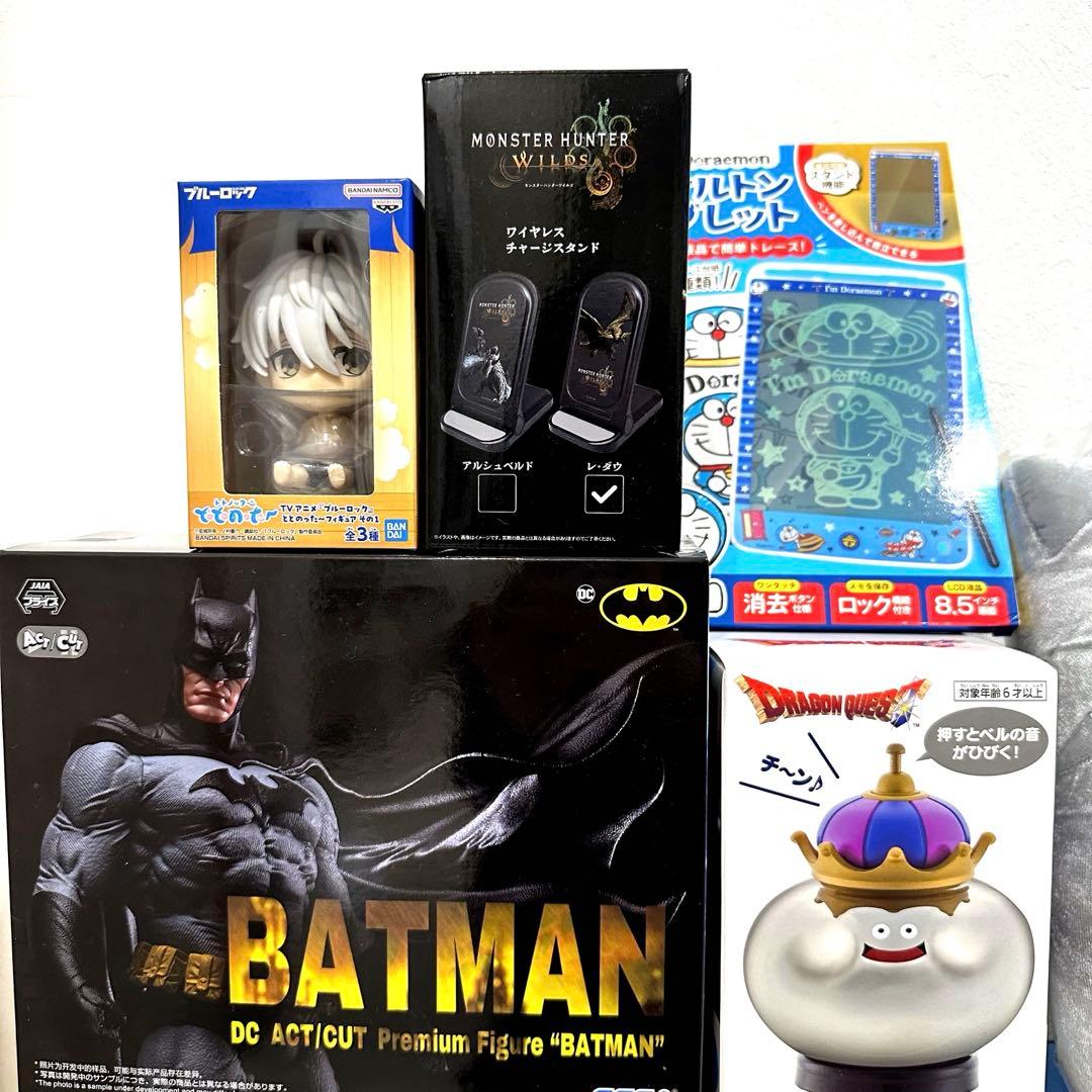 おもちゃ　雑貨　キャラクターグッズ　まとめ売り　ドラクエ　ONE PIECE