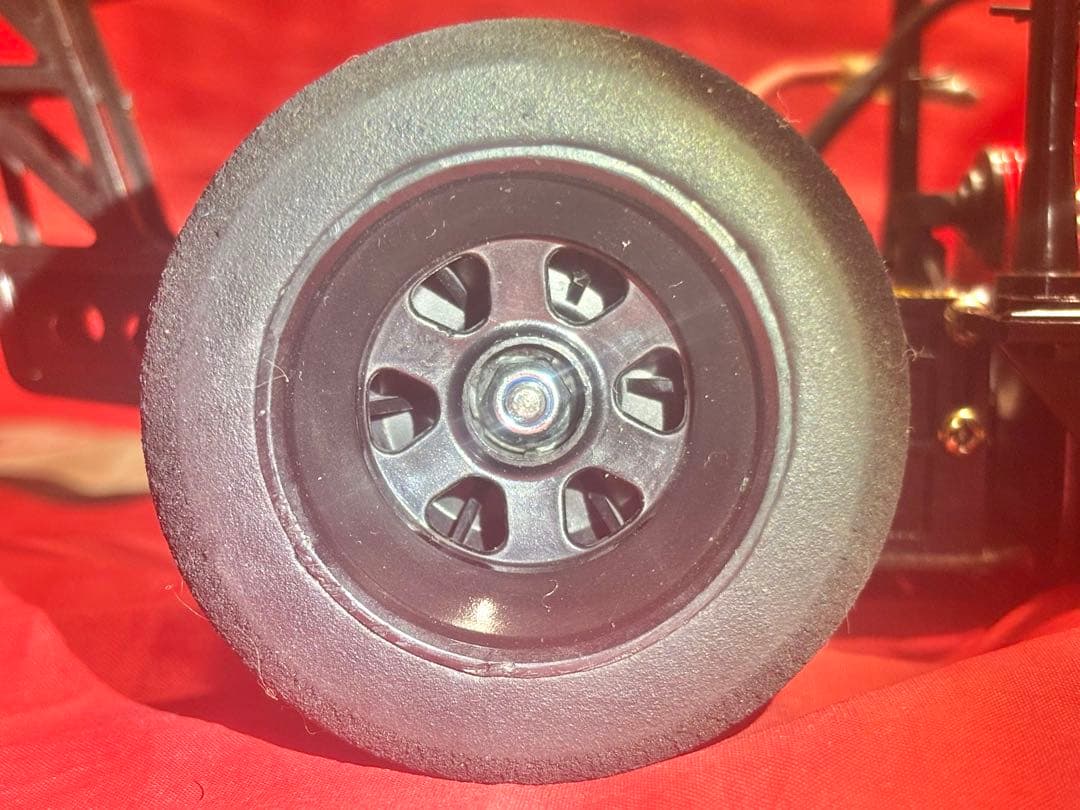 タミヤ Cカーシャーシとモーターとサーボ