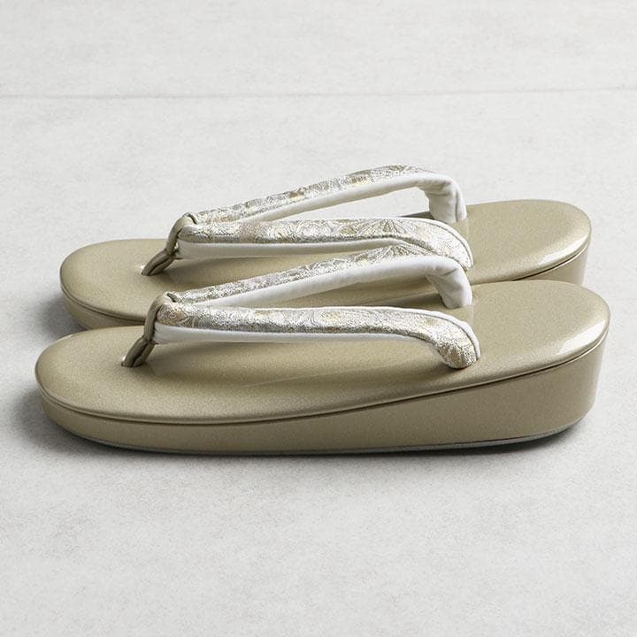 【新品】草履バッグセット フォーマル用 フリーサイズ 古典柄 帯地 03666N