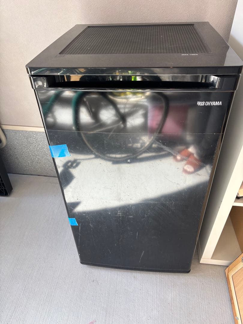 2024年製　IRIS OHYAMA ブラック 冷凍庫　IUSD-6B-B