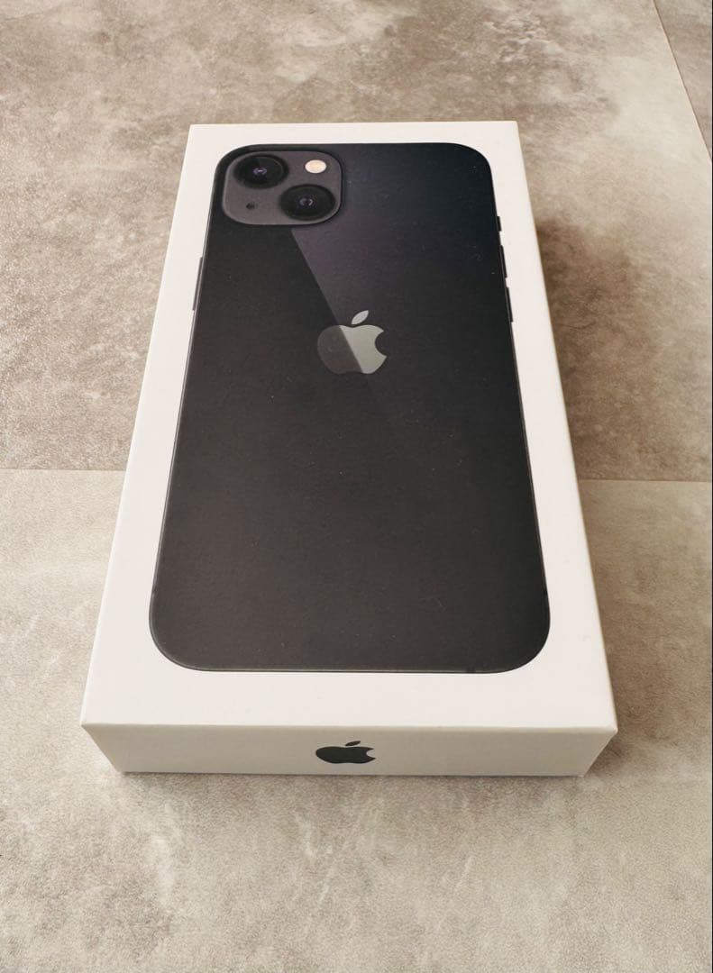 【電池97%・極美品】iPhone13 128GB ミッドナイト SIMフリー