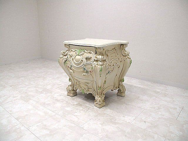 イタリア製 ロココ様式コンソール 彫刻装飾 サイドチェスト　サイドテーブル