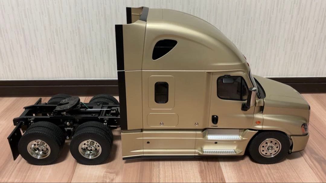 希少品 カスケイディアエボリューション タミヤ トレーラー 完成品ほか