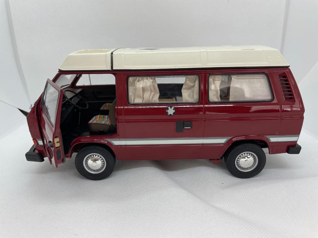 603-020 シュコー 1/18 VW T3 Westfalia Joker