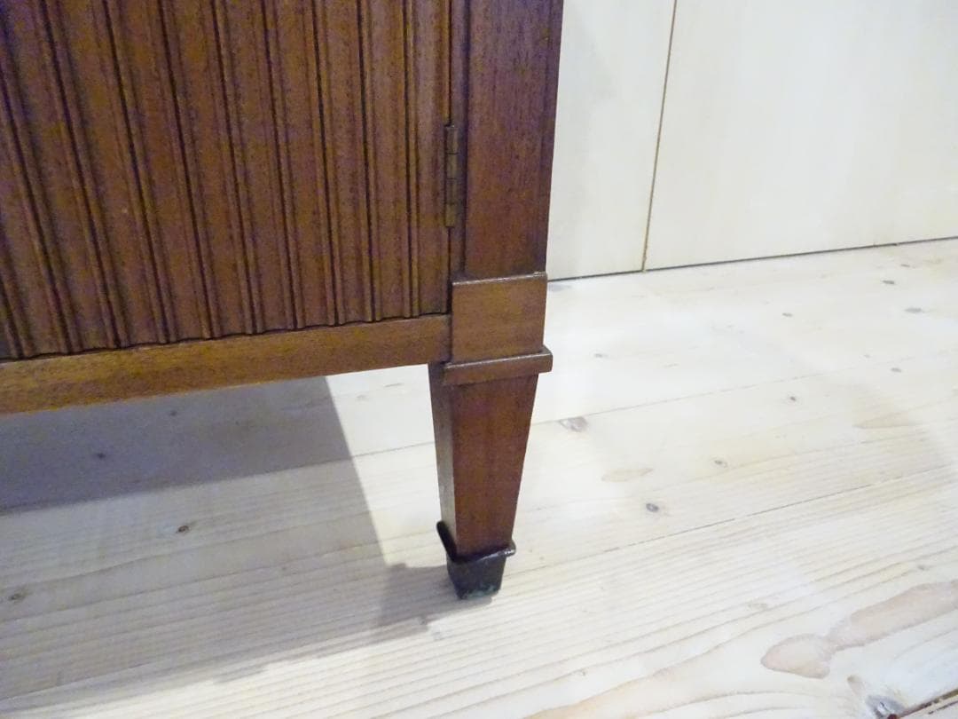 七海　ドレクセルヘリテイジ　トライユン　サイドテーブル　ナイトテーブル