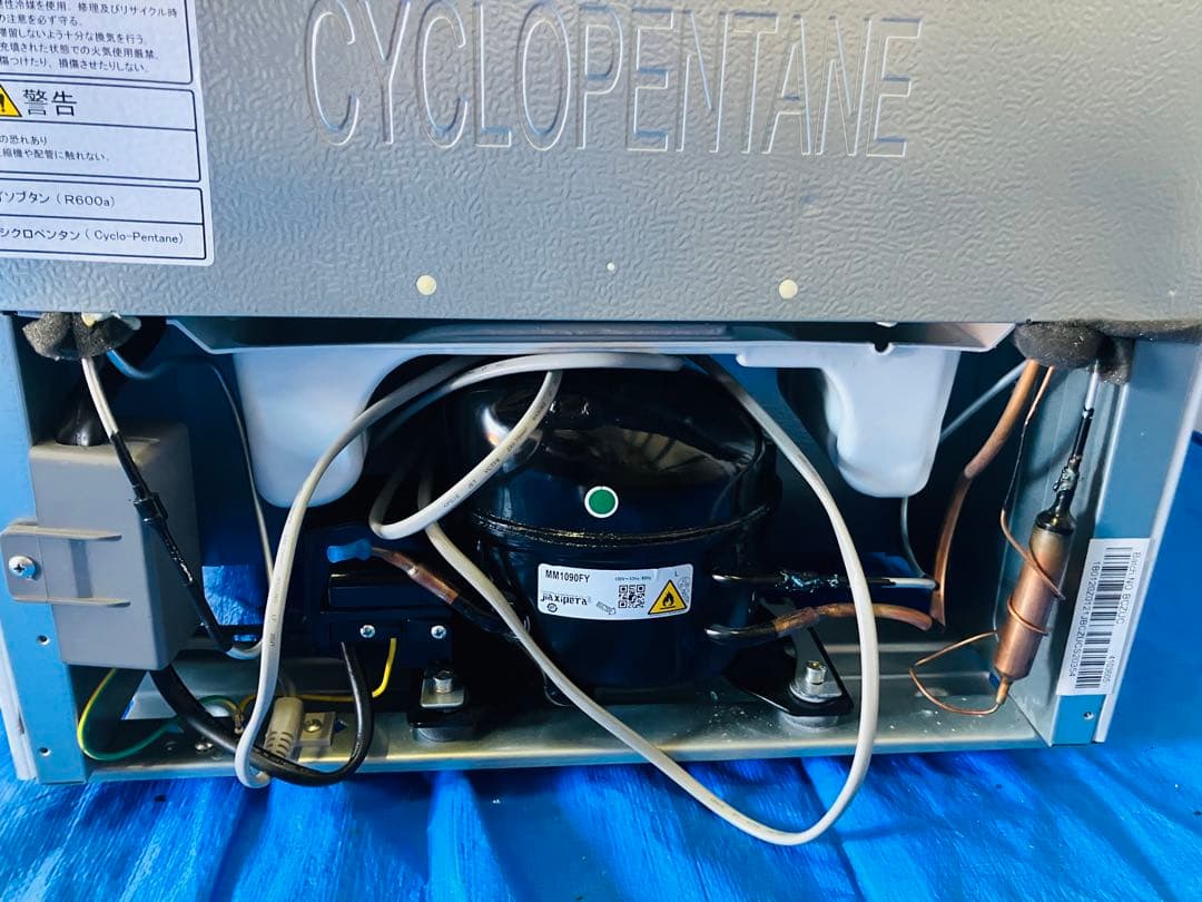 6r6 Hisense ハイセンス 冷蔵庫 HR-B12C 2022年製