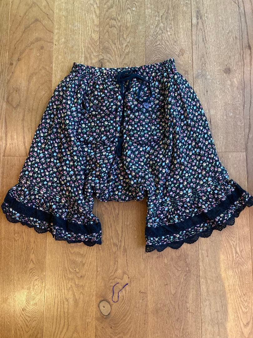 トリココムデギャルソン 花柄 キュロット