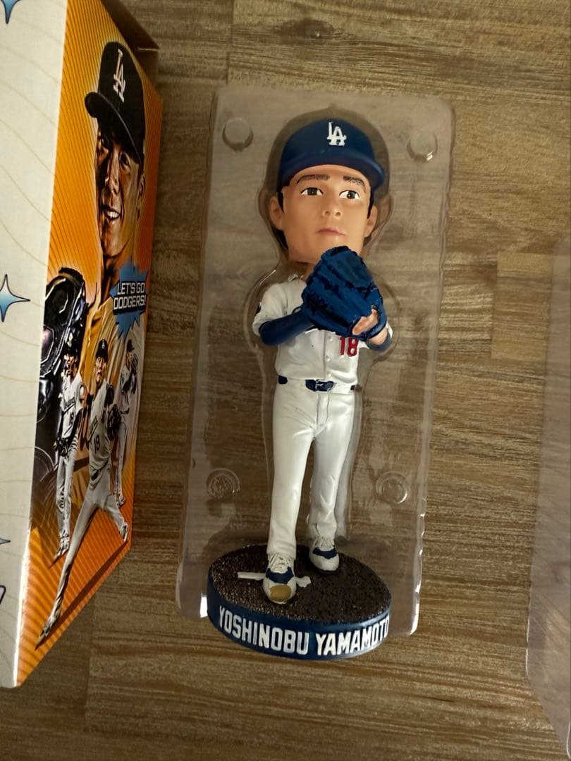 【球場限定配布】山本由伸ボブルヘッド
