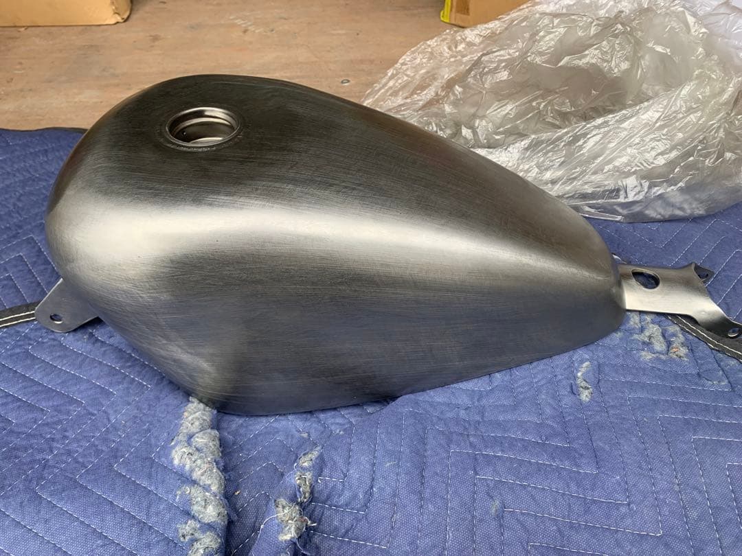 未使用 MCS フューエルタンク おまけ付き ハーレー スポーツスター