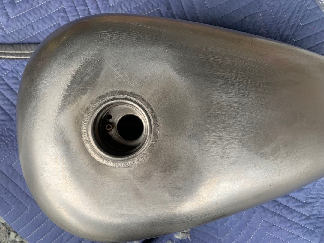 未使用 MCS フューエルタンク おまけ付き ハーレー スポーツスター