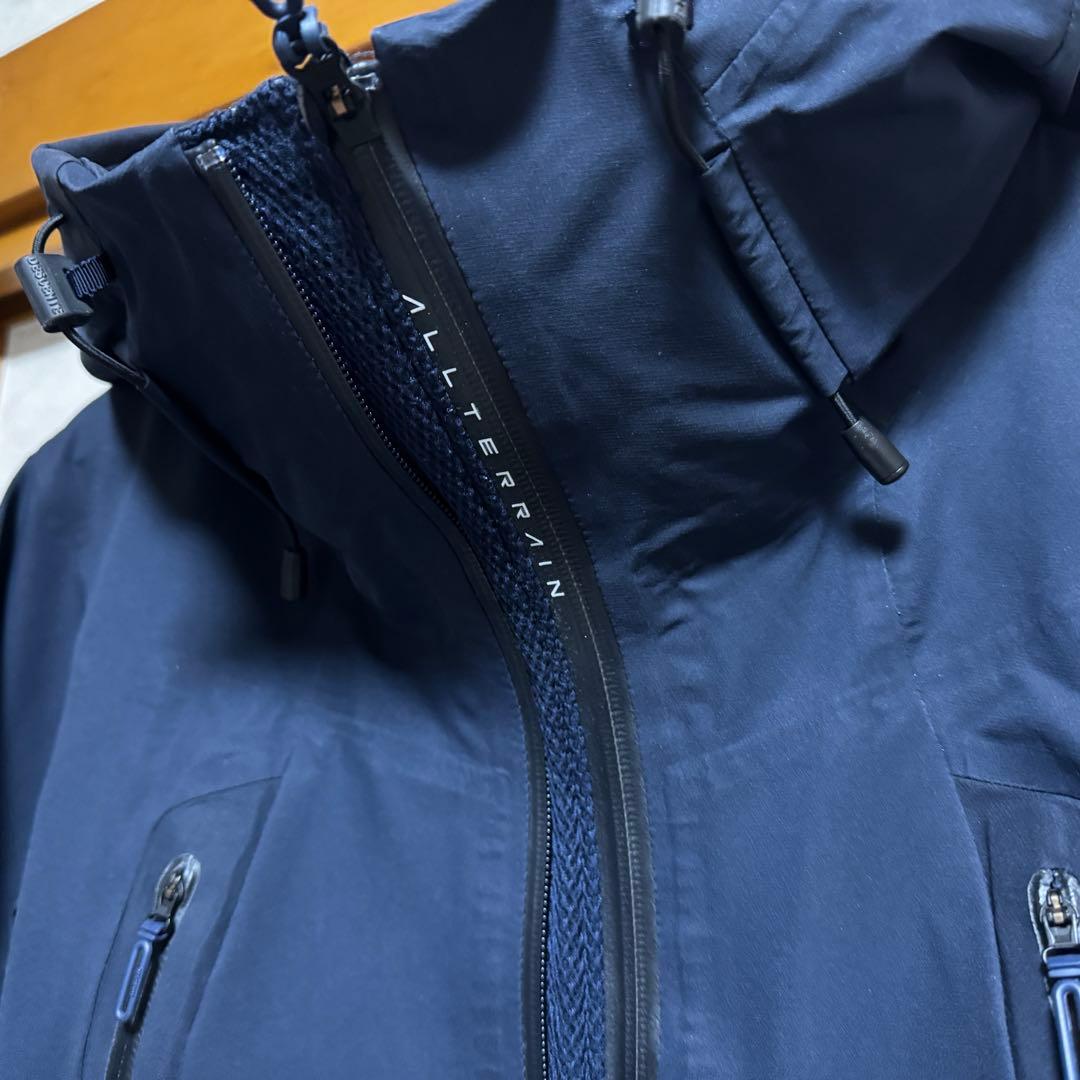 デサント オルテライン アクティブシェルジャケット　Lサイズ