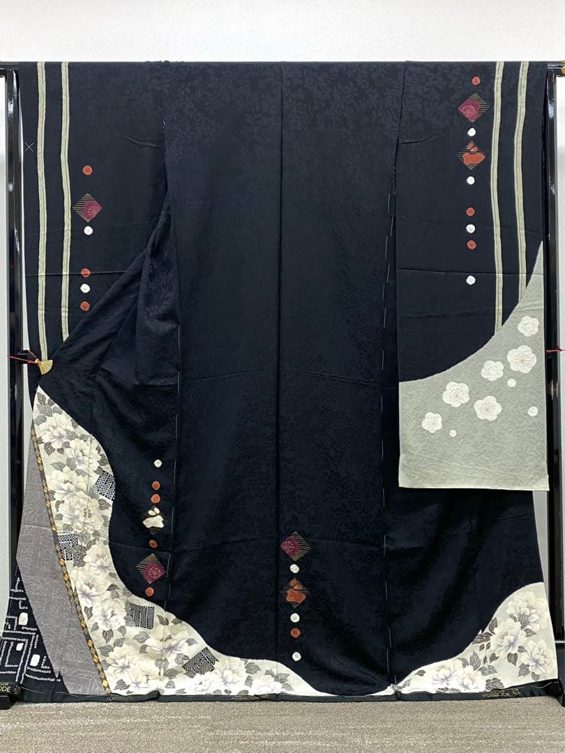 振袖 仮絵羽 金駒 銀駒 金彩 紋意匠 牡丹 正絹 未仕立て品 八掛付き