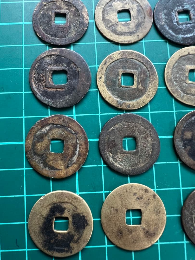 穴銭　中国銭　萬暦通宝　24枚まとめロット