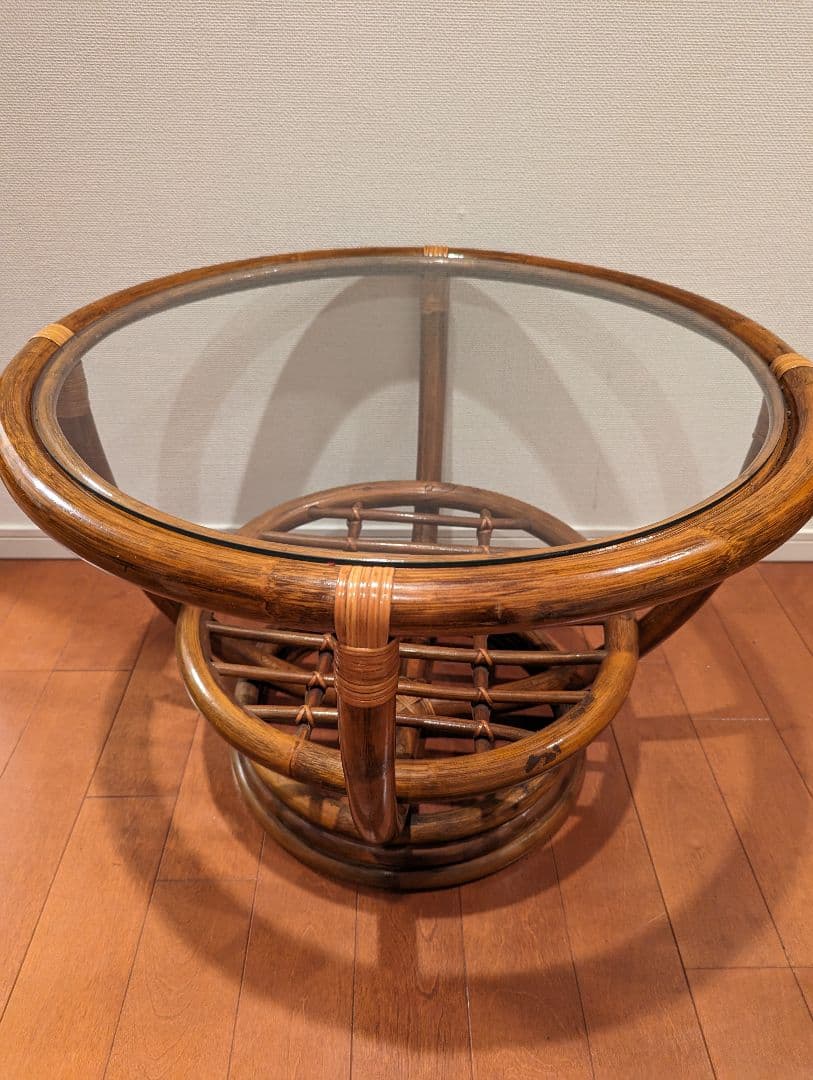 籐のガラステーブル　ラタンガラステーブル　丸テーブル　センターテーブル　丸　円型