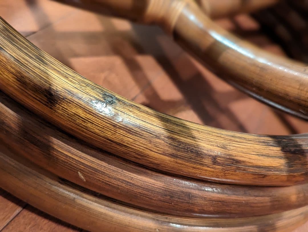 籐のガラステーブル　ラタンガラステーブル　丸テーブル　センターテーブル　丸　円型