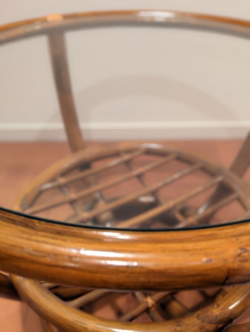 籐のガラステーブル　ラタンガラステーブル　丸テーブル　センターテーブル　丸　円型