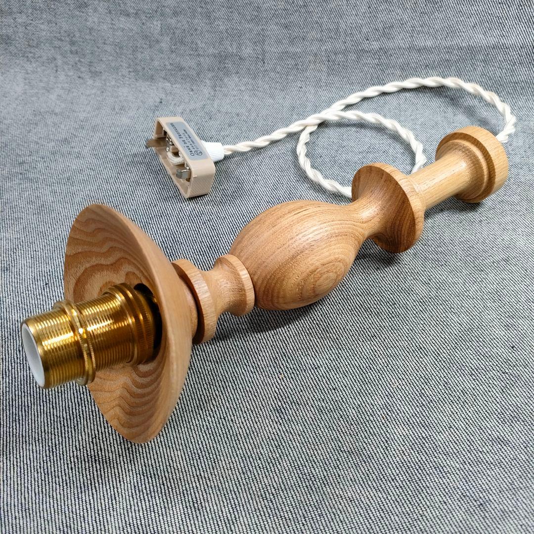 オルネドフォイユ 木製ペンダントライト Orné de Feuilles