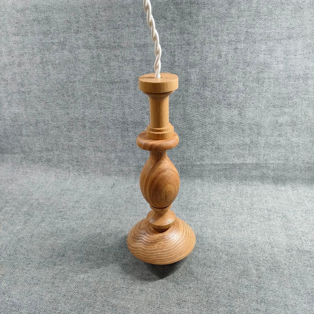 オルネドフォイユ 木製ペンダントライト Orné de Feuilles