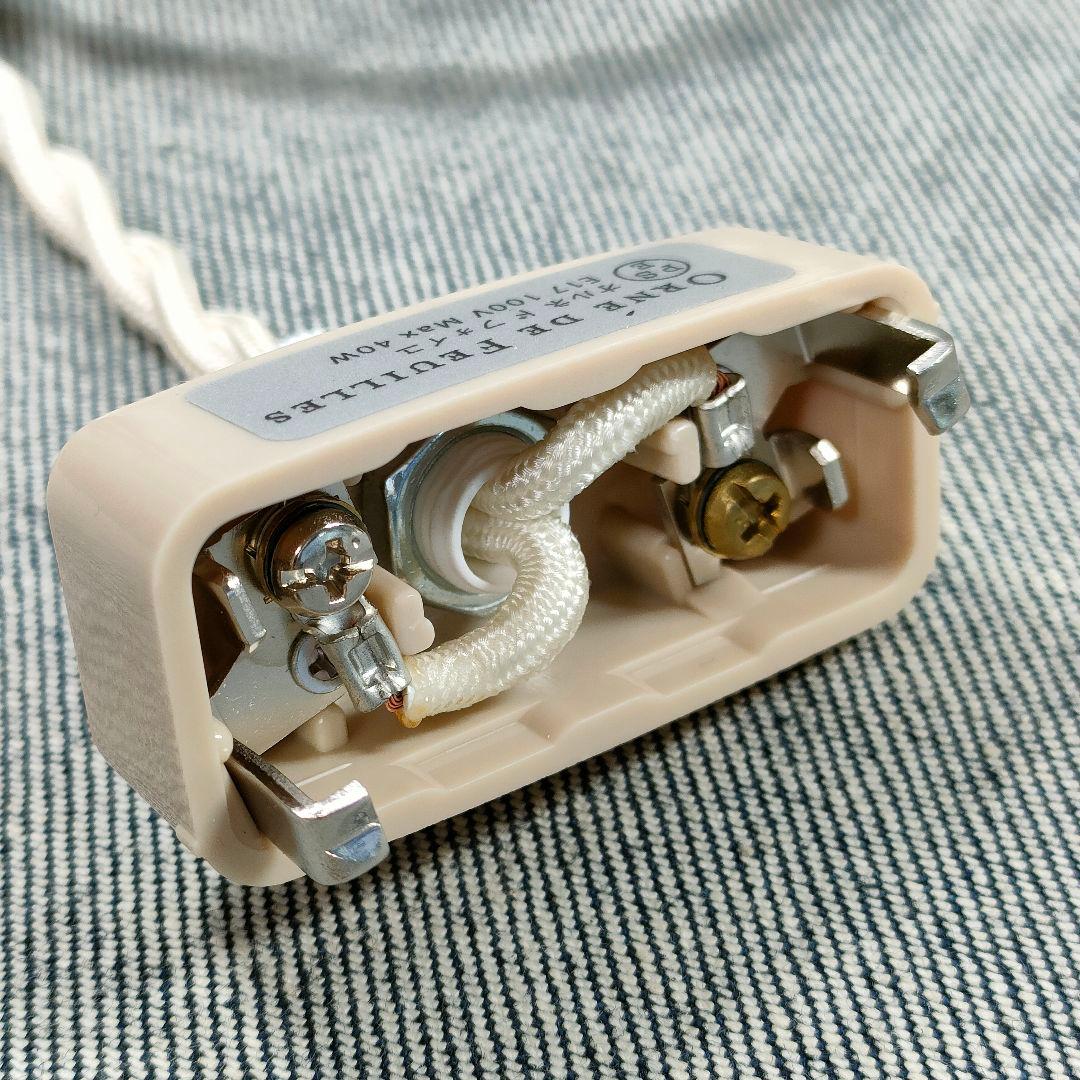 オルネドフォイユ 木製ペンダントライト Orné de Feuilles