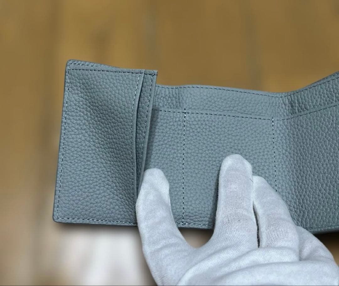 ☆新品未使用☆ TOVミニウォレット（三折り財布）