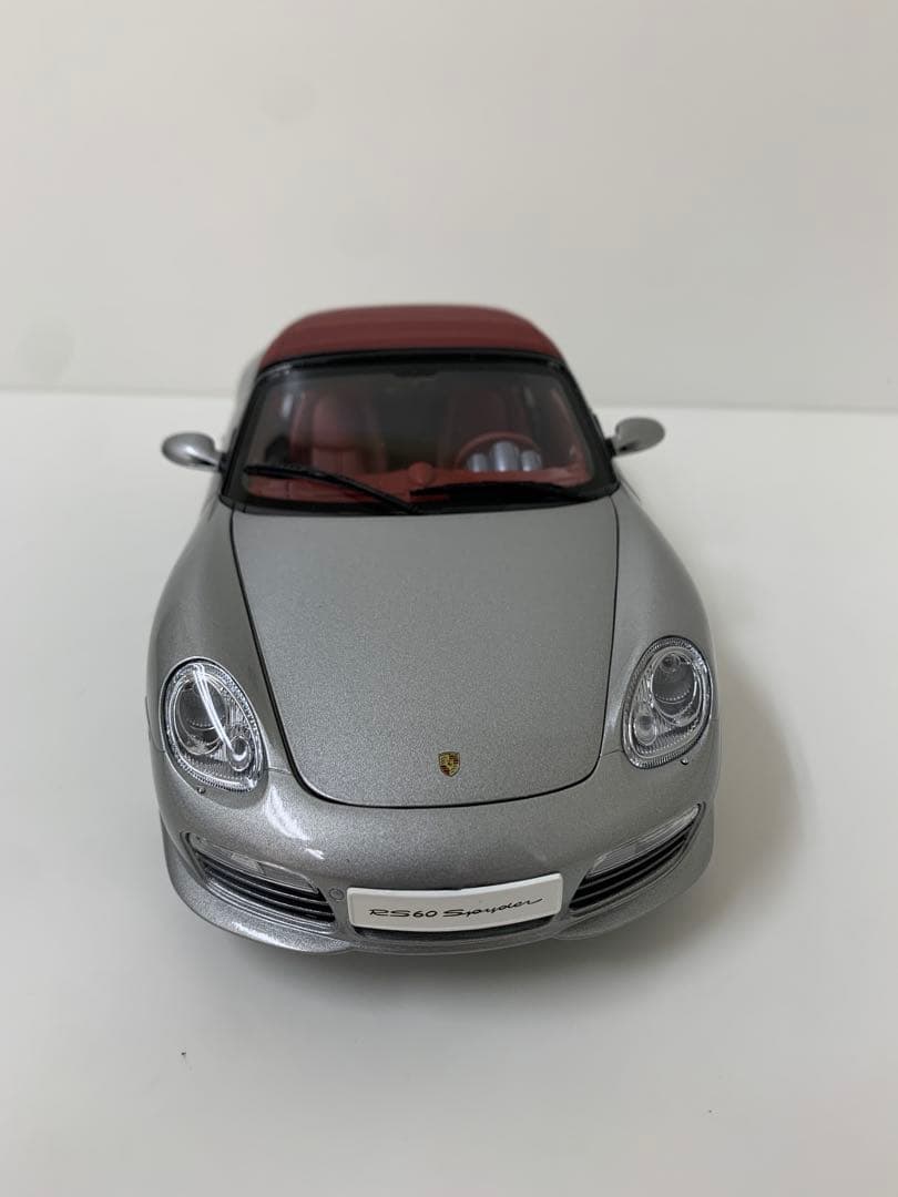 ポルシェ ボクスター 1/18 ミニカー シルバー/レッド
