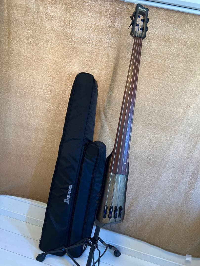 ベース Ibanez UB804 BUL