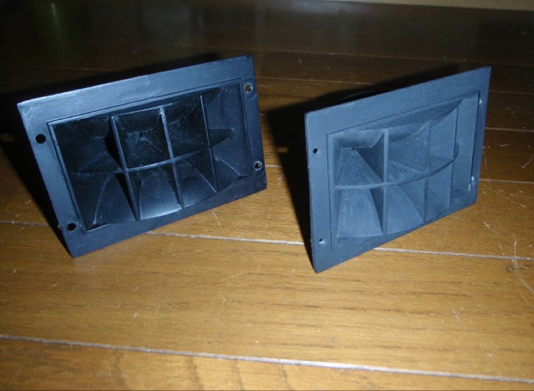 マルチセルラ　金属製ホーン　動作品　ペア