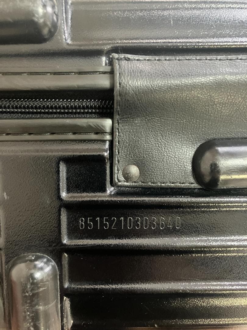 理恵子　RIMOWA　リモワ　サルサ　キャリーケース　２輪