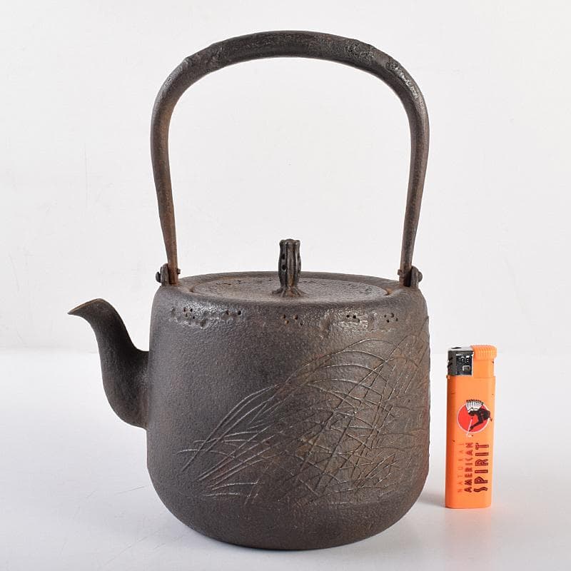 煎茶道具　南部鉄器　金澤雀州造　薄文　筒形　鉄瓶　鉄壷　D　R7726