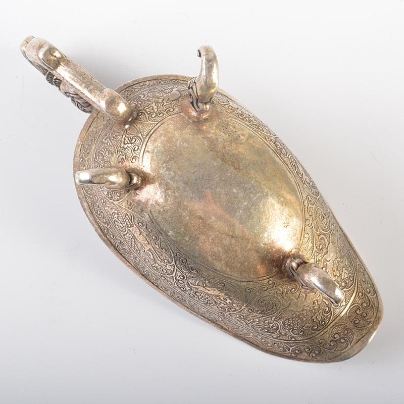 中国　白銅　唐草神獣文　爵　C　R6526E