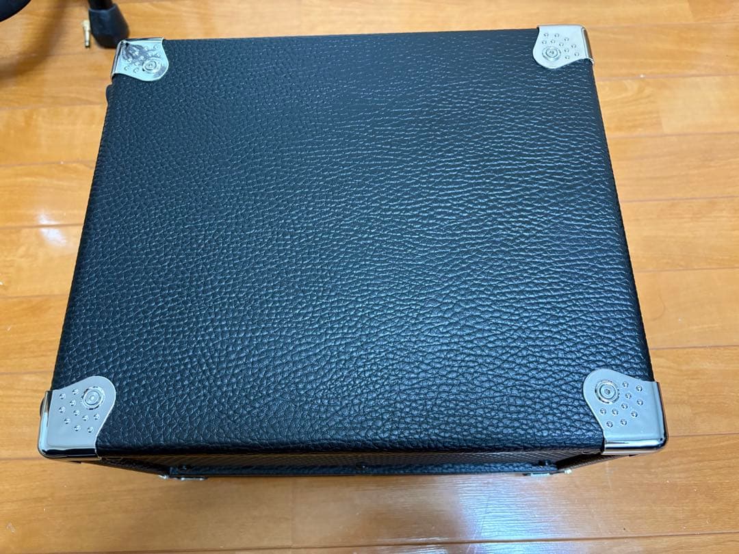 PHIL JONES BASS BC2 ベース用キャビ　スピーカー　PJB