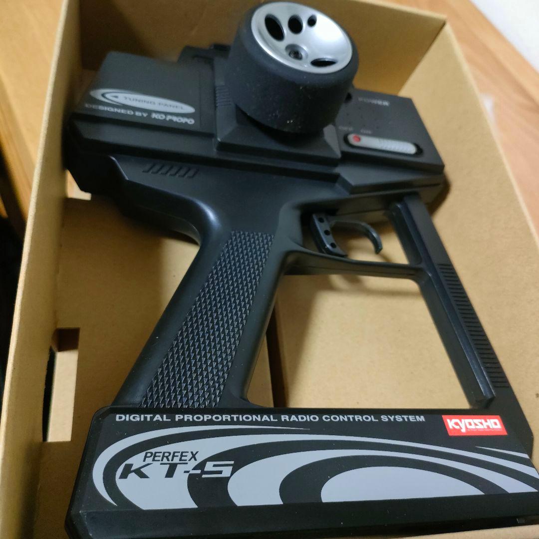 ミニッツ エンツォフェラー　MR02 Chassis 30451R 未使用