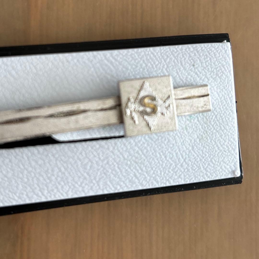 札幌市営地下鉄　ピンバッジ　ネクタイピン