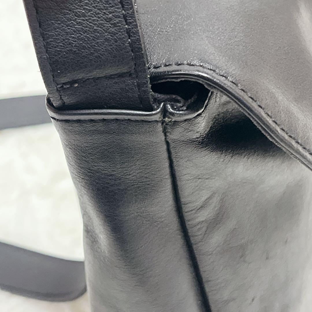 最終値下げ　クラスカCLASKA \"DO\" 松澤 紀美子さんポシェット レザー黒