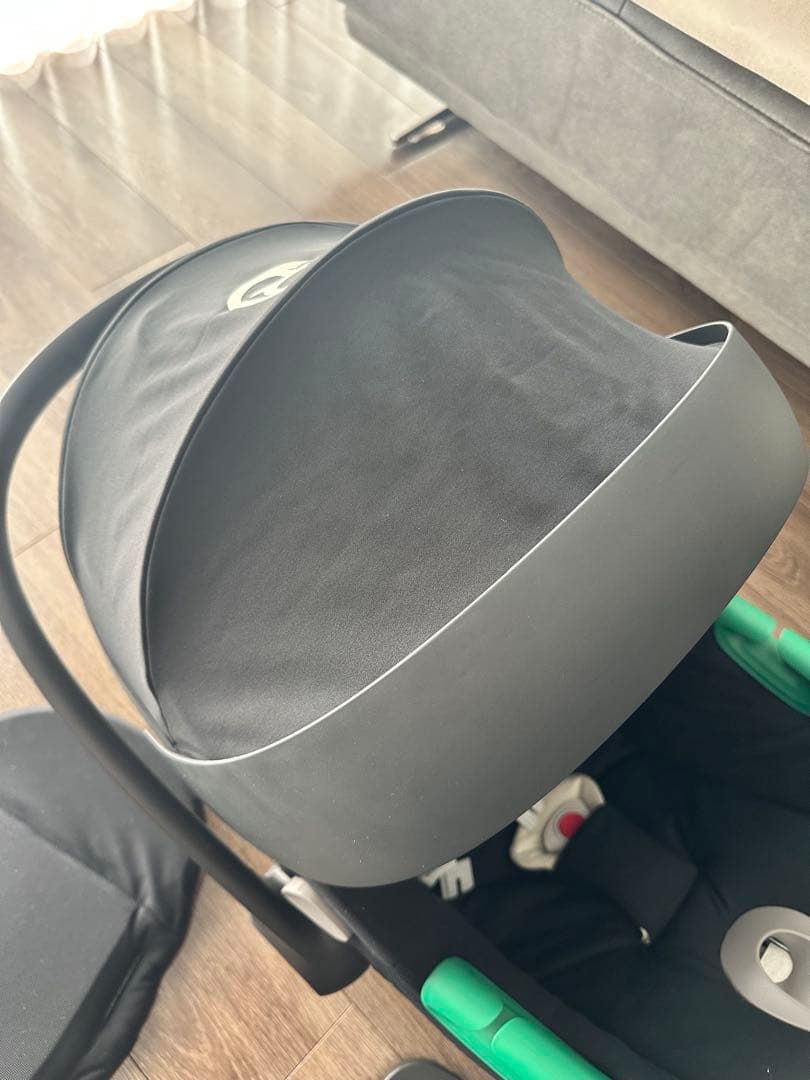 セール！美品cybex エイトン S2 i-size + ベースワン セット