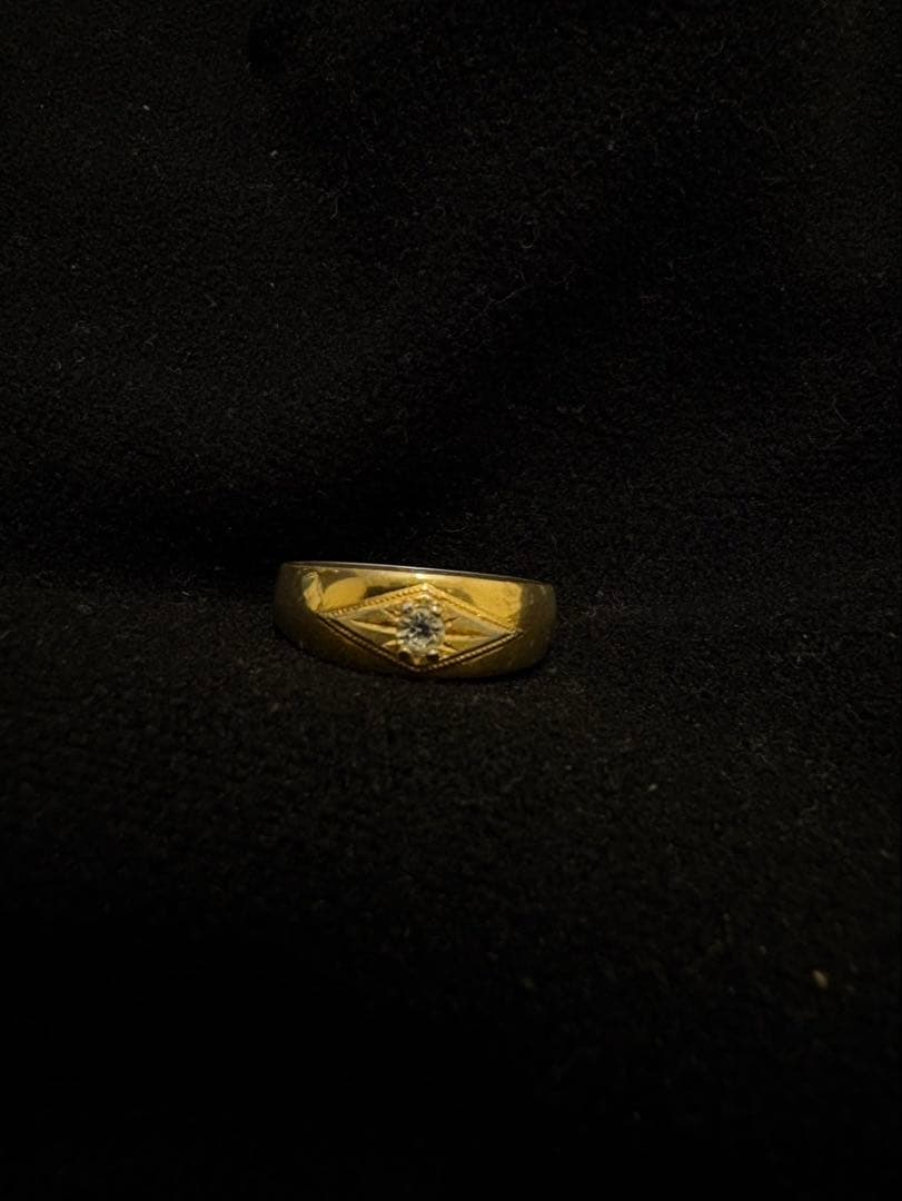 刻印あり　リング　金　直径2センチ