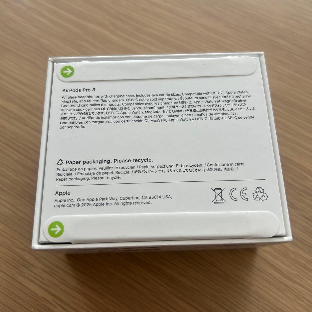 【m】AirPods Pro 3 本体 充電ケース付き